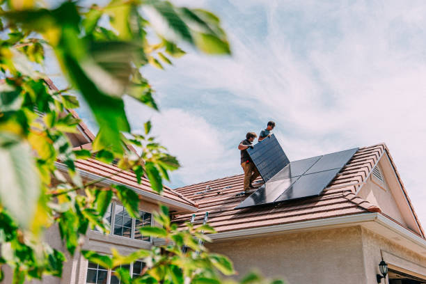 Best Roof Gutter Cleaning  in Spooner, WI